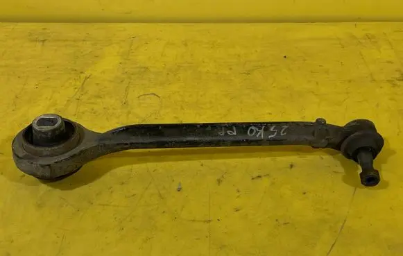 Chrysler 300 - 300C Front control arm RZ1R11P7