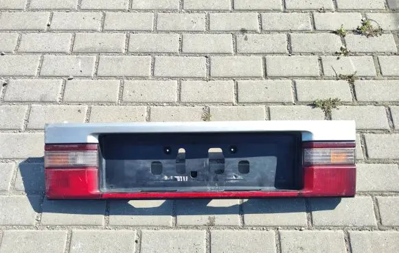 Mazda 626 Tailgate trim 0167853