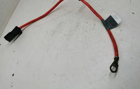 BMW 1 E81 E87 Positive cable (battery) 6929715 10304410 EE666U