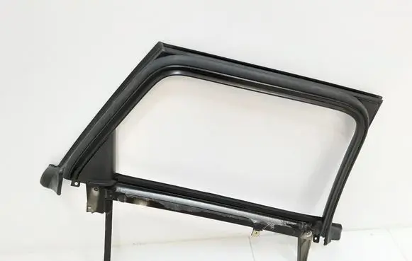 Audi A4 S4 B7 8E 8H Rear door window/glass frame 