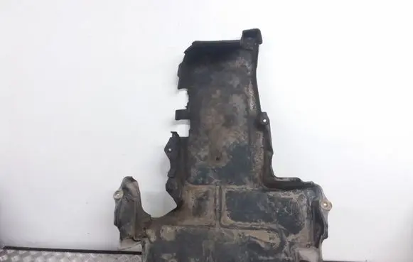 Mercedes-Benz E W210 Engine splash shield/under tray 2105202223
