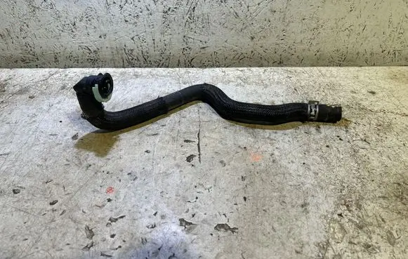 Toyota Yaris Engine coolant pipe/hose