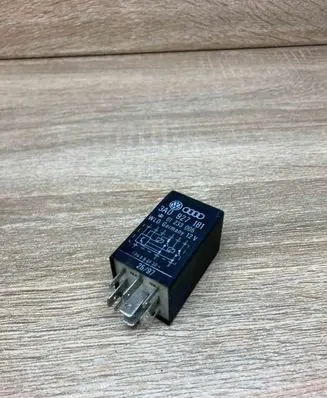Volkswagen PASSAT B3 Other relay 3A0927181 61233005