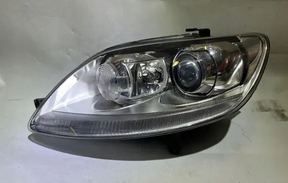 Volkswagen Golf Plus Headlight/headlamp 5M1941753A