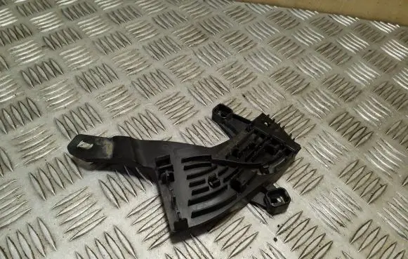 Other rear suspension part