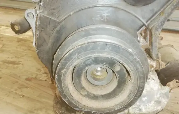 Toyota Avensis T250 Crankshaft pulley