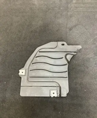 Audi e-tron Front underbody cover/under tray 4K2825201B 00077615