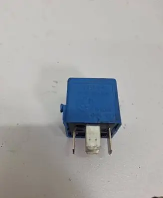 BMW 5 E60 E61 Other relay 6915327