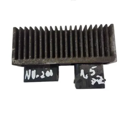 Glow plug pre-heat relay