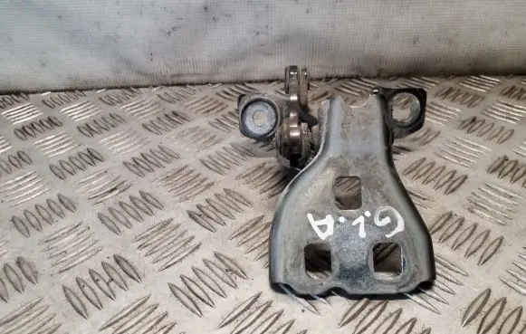 Jeep Grand Cherokee (WK) Rear door lower hinge