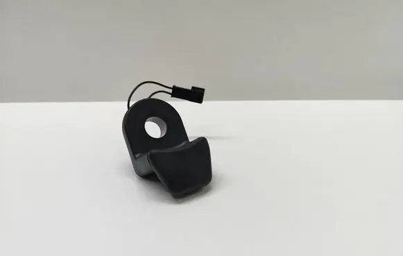 BMW 5 E60 E61 Tailgate glass/window release handle Q032425508