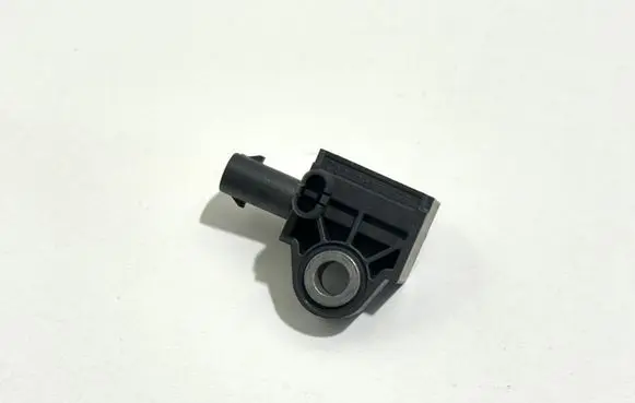 Chrysler Pacifica Airbag deployment crash/impact sensor 68245079AA