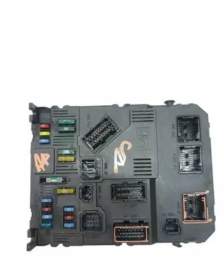 Peugeot 407 BSM Control unit 9655221080