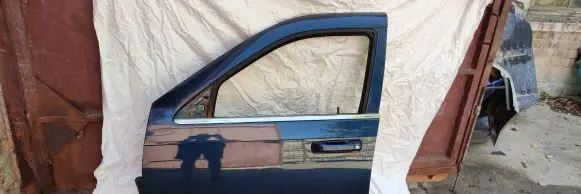 Jeep Grand Cherokee (WK) Front door