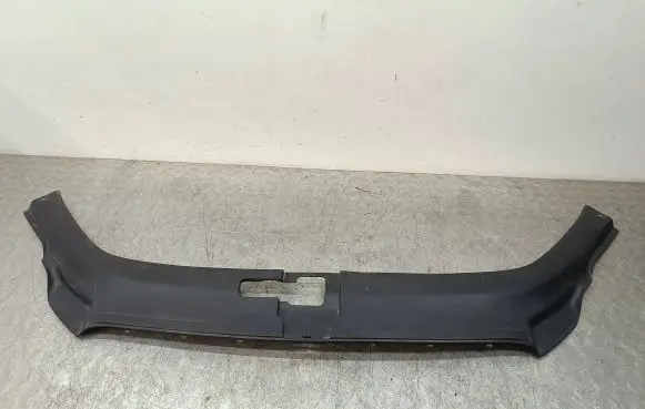 Audi Q7 4L Radiator trim 4L0807081