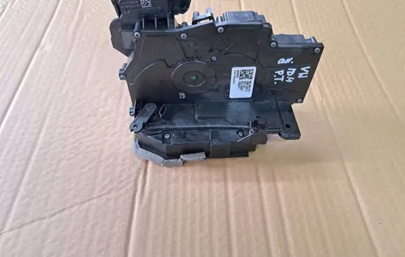 Volkswagen ID.4 Rear door lock 4K0839016T