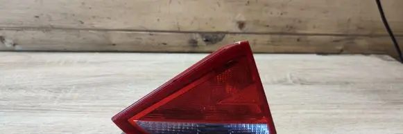 Audi A5 8T 8F Tailgate rear/tail lights 8T0945093