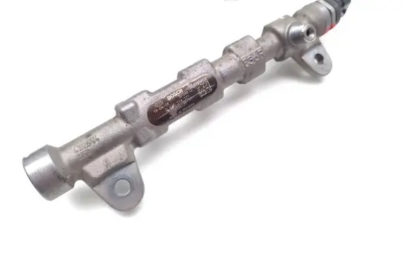 Fuel main line pipe