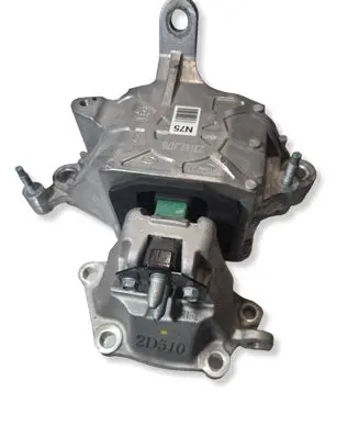 KIA Sportage Engine mount bracket 21824N9500