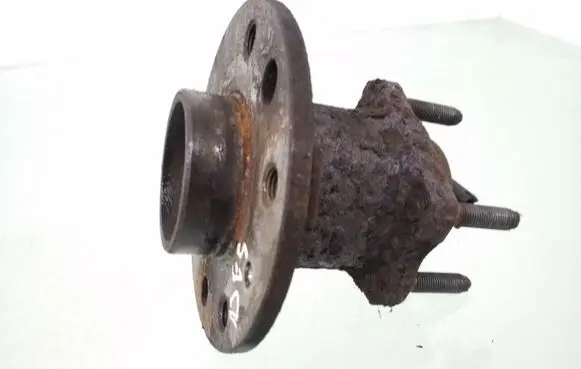 Opel Zafira B Rear wheel hub