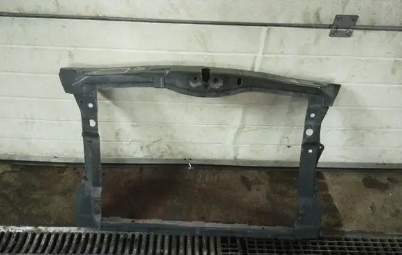 Skoda Octavia Mk2 (1Z) Radiator support slam panel