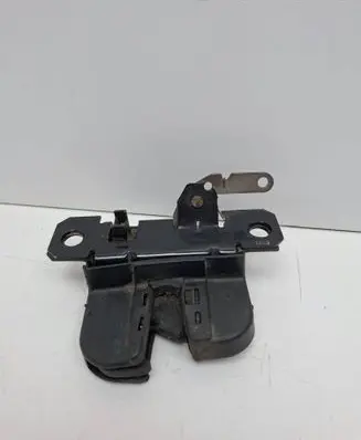 Tailgate/trunk/boot lock/catch/latch