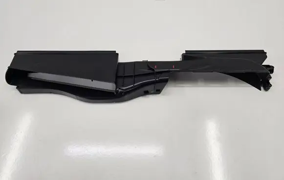 Audi Q3 F3 Intercooler air guide/duct channel 5Q0129254E