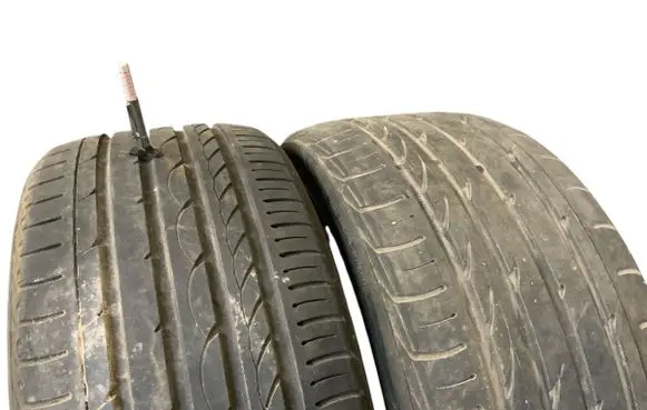 Ford Mustang V R19 summer tire R1940225 yokohamaadvensport