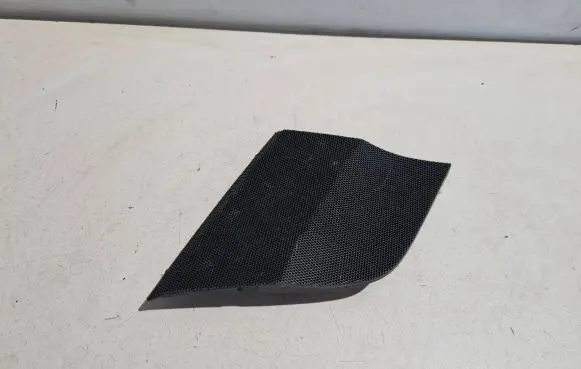 Side speaker trim/cover
