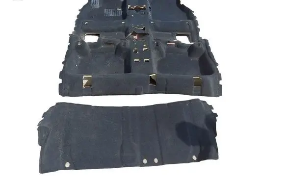 BMW 2 F45 Interior carpet brak