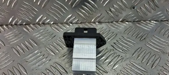 KIA Sorento Heater blower motor/fan resistor