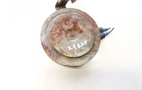 Volkswagen Golf III Horn signal