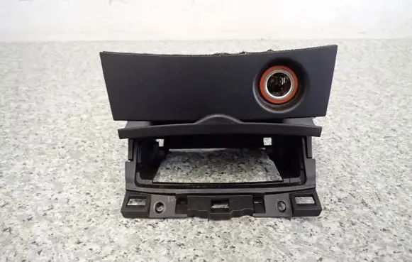 Mazda 3 I Other center console (tunnel) element