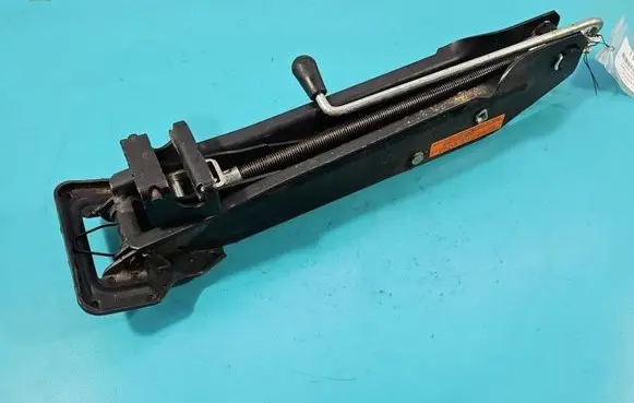 Porsche Cayenne (9PA) Lift Jack 7L0011031B IMPRK1580566