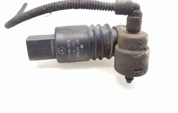 Mercedes-Benz C W204 Windscreen/windshield washer pump 2048660221