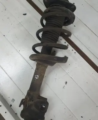 Subaru Forester SH Front shock absorber with coil spring