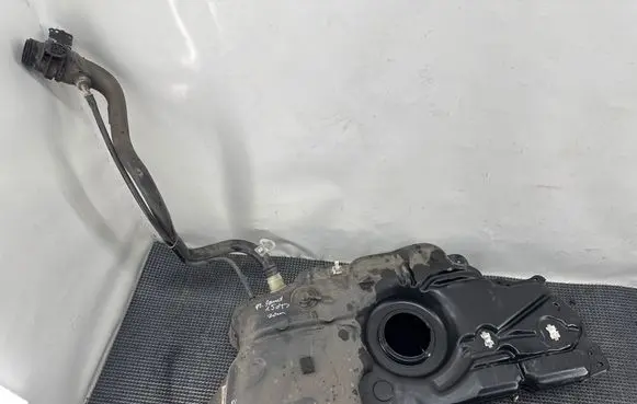 Opel Grandland X Fuel tank 9817310980 02280
