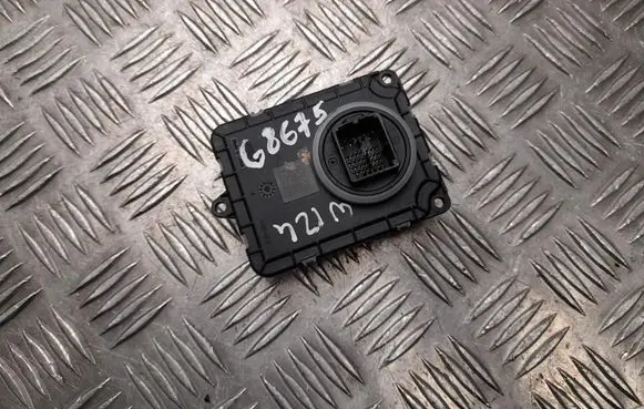 MG MG4 ev Light module LCM P00182006