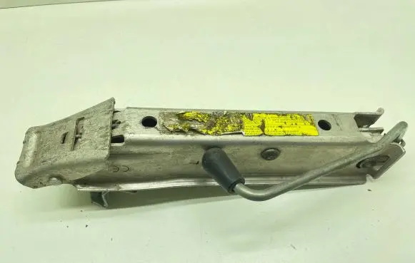 Audi A4 S4 B7 8E 8H Lift Jack 