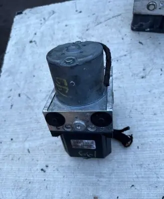 BMW 5 E39 ABS Pump 34516758969 0281011111