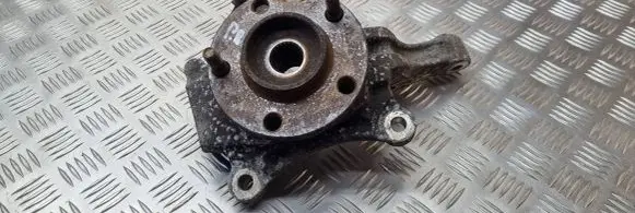 Chrysler Grand Voyager IV Front wheel hub spindle knuckle
