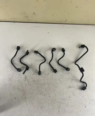 Jeep Grand Cherokee (WJ) Fuel injector supply line/pipe 