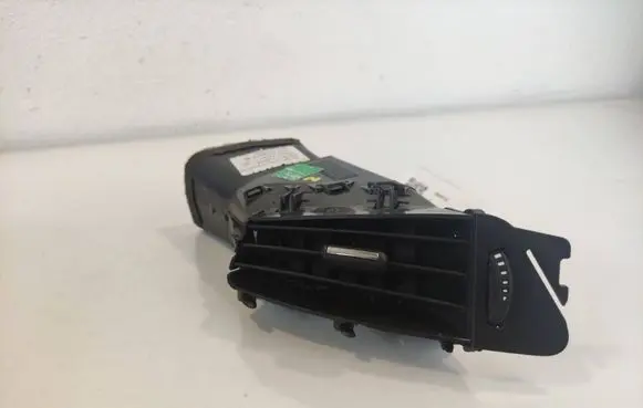 Opel Astra J Dash center air vent grill 13300574CAREWAY