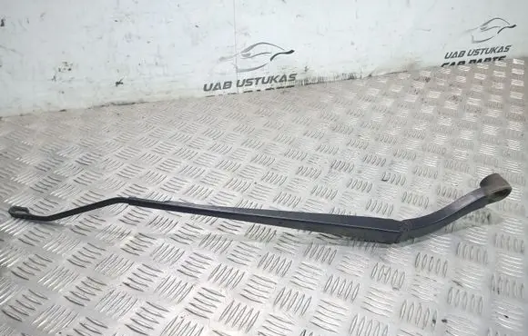 Opel Insignia A Front wiper blade arm 13227400