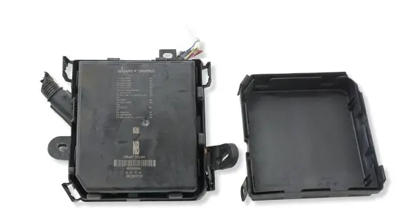 Nissan Pulsar Fuse module 284B73ZL0AACR