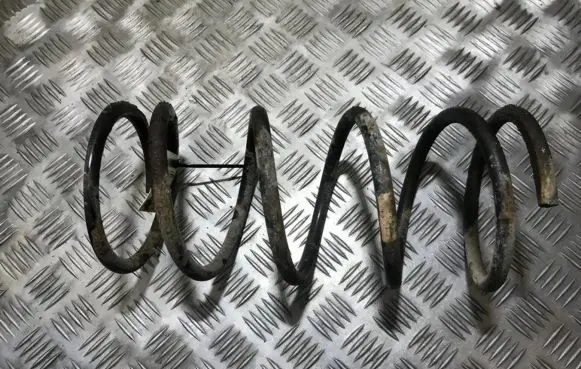 Mitsubishi Carisma Front coil spring