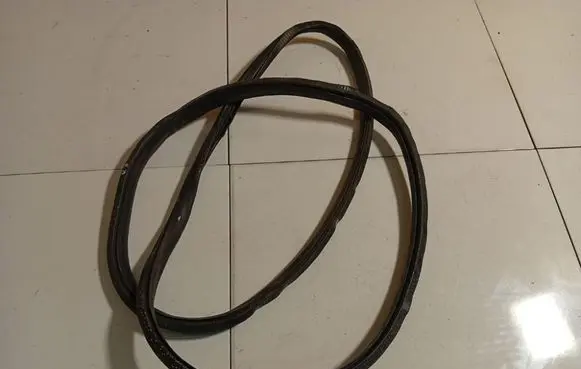 Audi A6 S6 C5 4B Rubber seal front coupe door