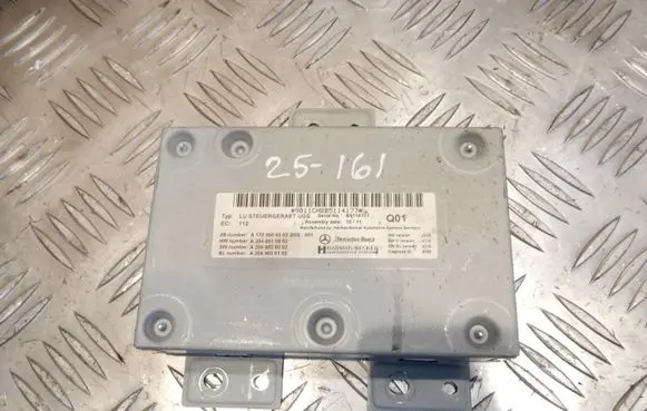 Mercedes-Benz S W221 Head unit multimedia control A1729009302 MERCEDESBENZ 25161