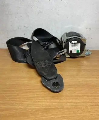Mercedes-Benz Sprinter W906 Set of seat belts 090601 C747