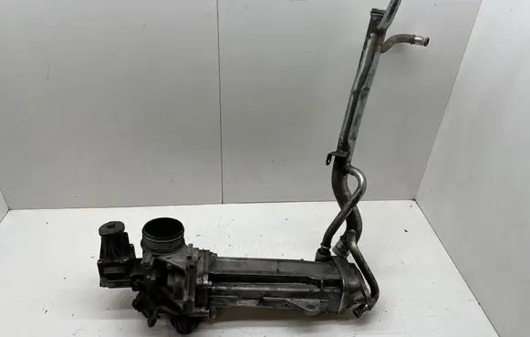 Volvo XC70 EGR valve cooler 31325030 1300800405 70304902